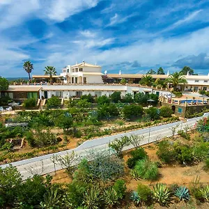 monte-da-bravura-green-resort.hotelaalgarve.com/