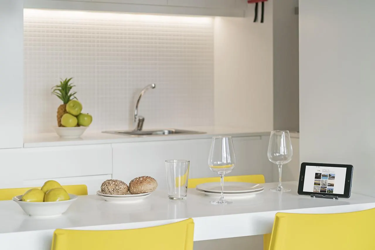 Faa Rentals 31 De Janeiro By An Island Apart Funchal  Apartment Funchal (Madeira)